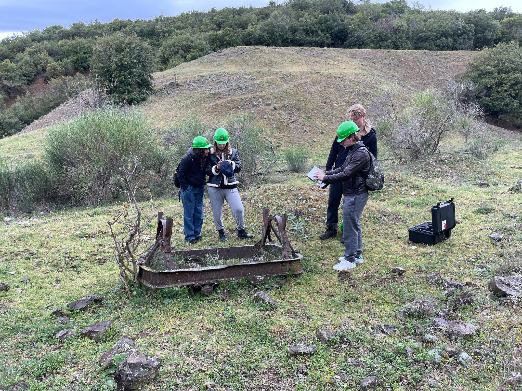 Fieldwork documenting material traces in a former conflict landscape